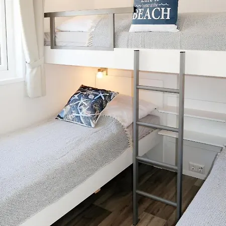 Holiday Home Strand - Sbz100 Holiday home Scharbeutz